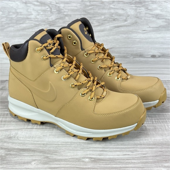 nike manoa boots size 13